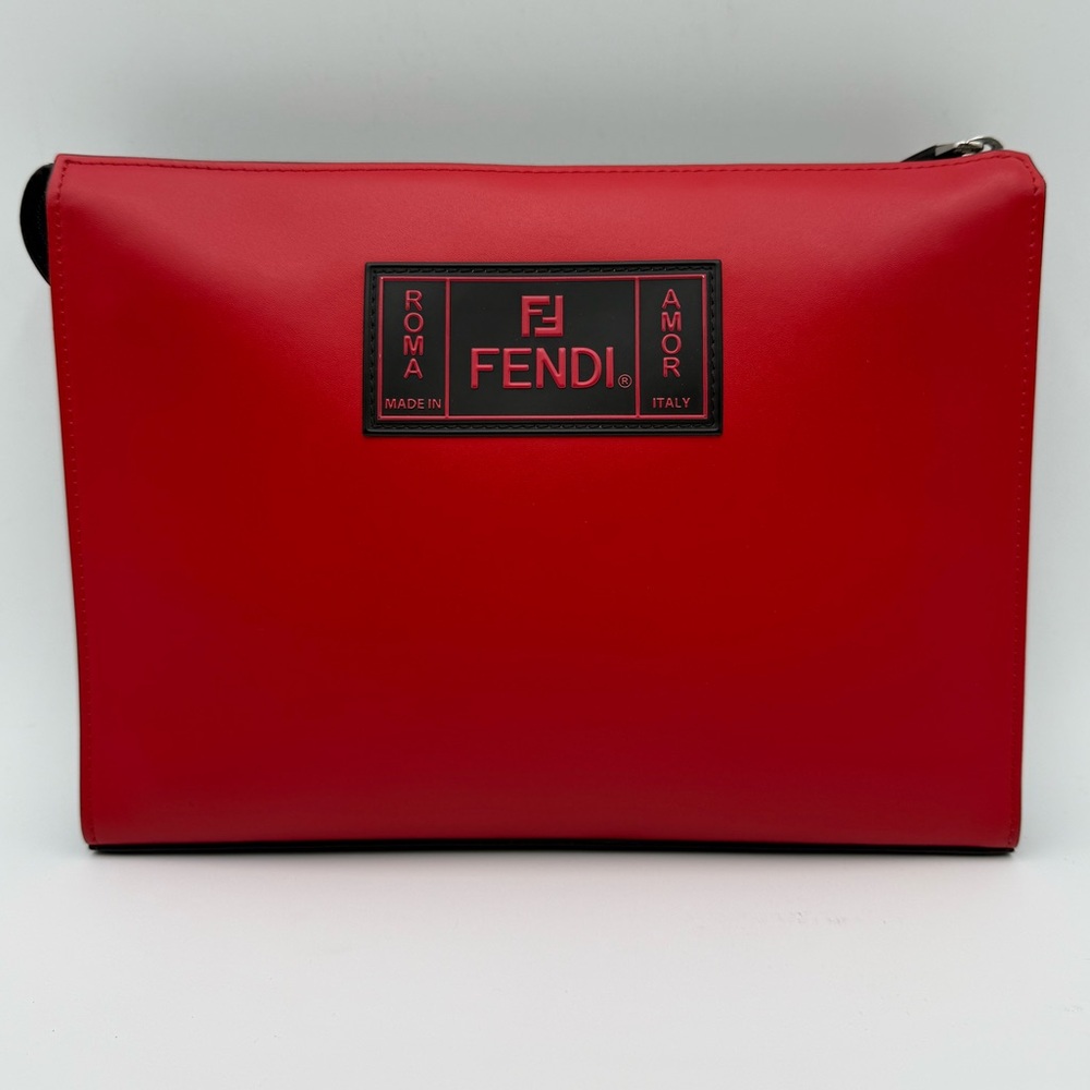 🌹❤️FENDI ROMA POUCH/CLUTCH BAG♥️🌹